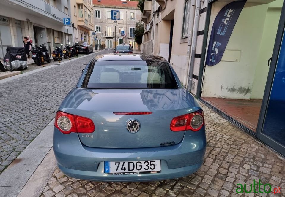 2007' Volkswagen Eos photo #5