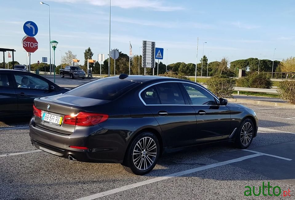 2017' BMW 520 photo #3