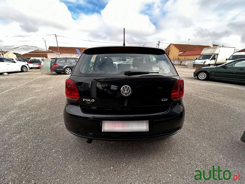 2012' Volkswagen Polo photo #5