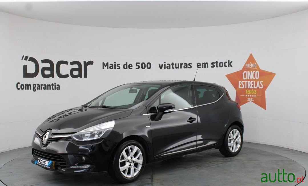 2019' Renault Clio photo #3