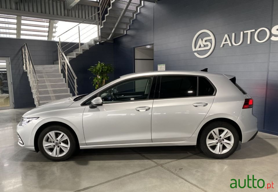 2021' Volkswagen Golf photo #2