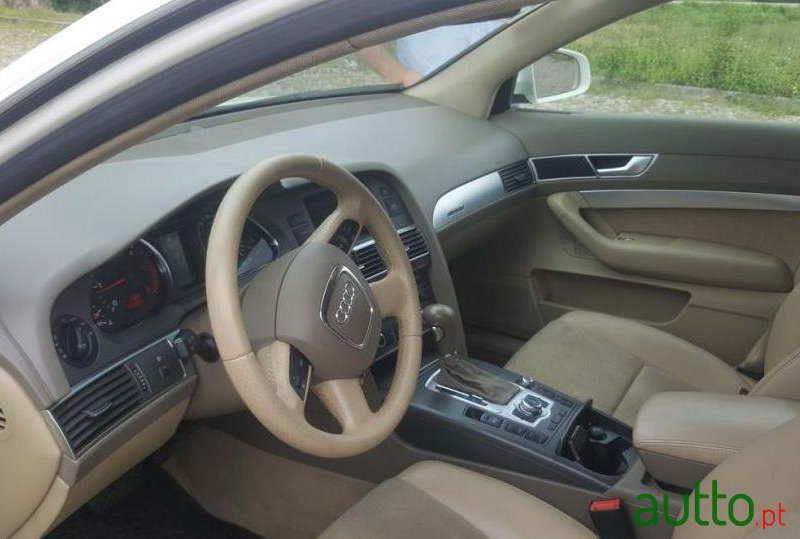 2005' Audi A6-Avant photo #2