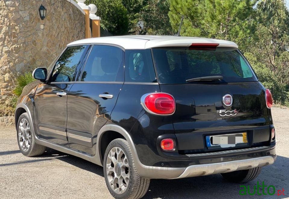 2014' Fiat 500L photo #3