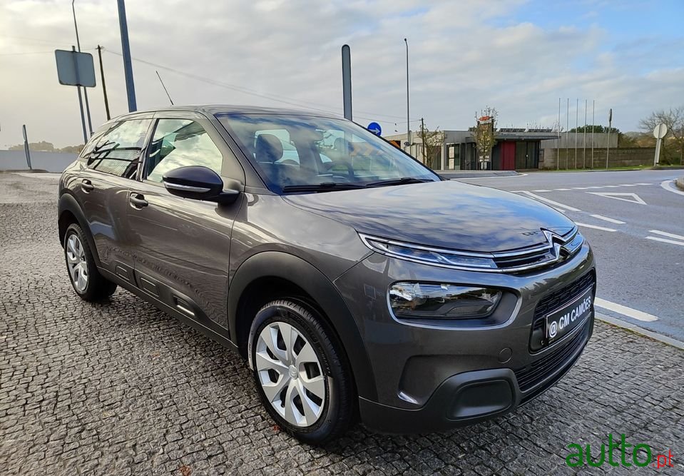 2018' Citroen C4 Cactus photo #2