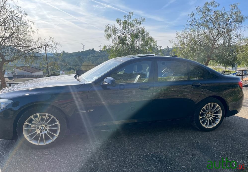 2010' BMW Série 7 D Xdrive Pack M photo #5