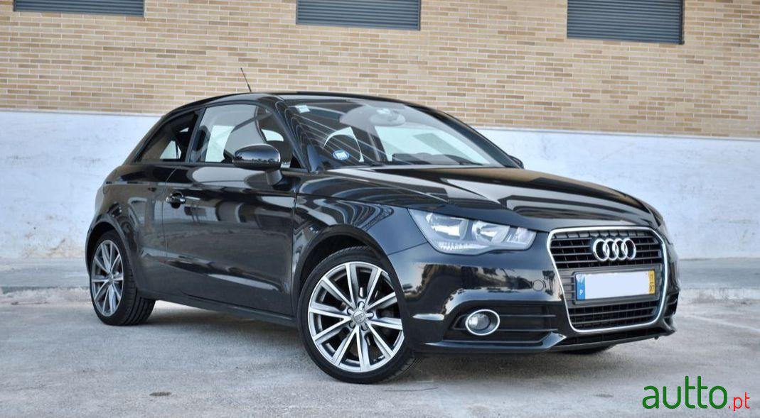 2011' Audi A1 S-Tronic Sport photo #1