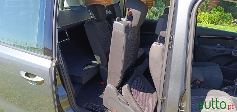 2016' SEAT Alhambra 2.0 Tdi Style photo #6