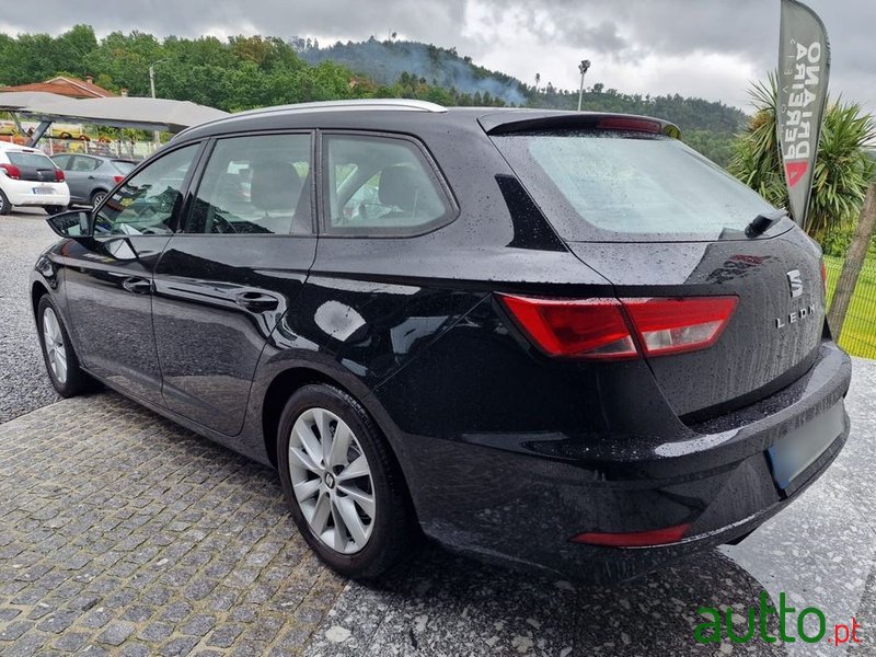 2017' SEAT Leon St 1.6 Tdi Style S/S photo #4