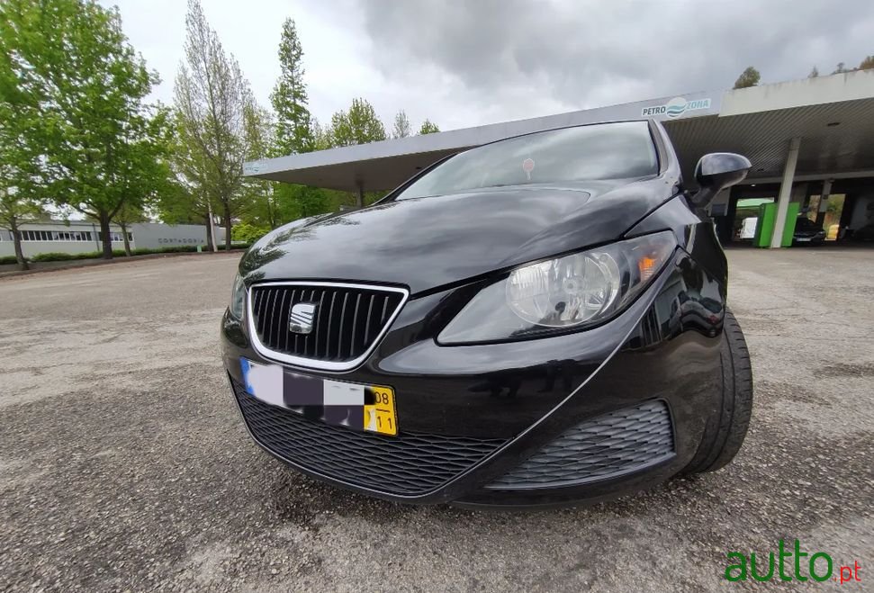 2008' SEAT Ibiza photo #2