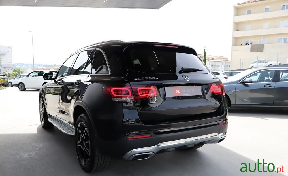 2021' Mercedes-Benz Classe Glc E 4Matic photo #6