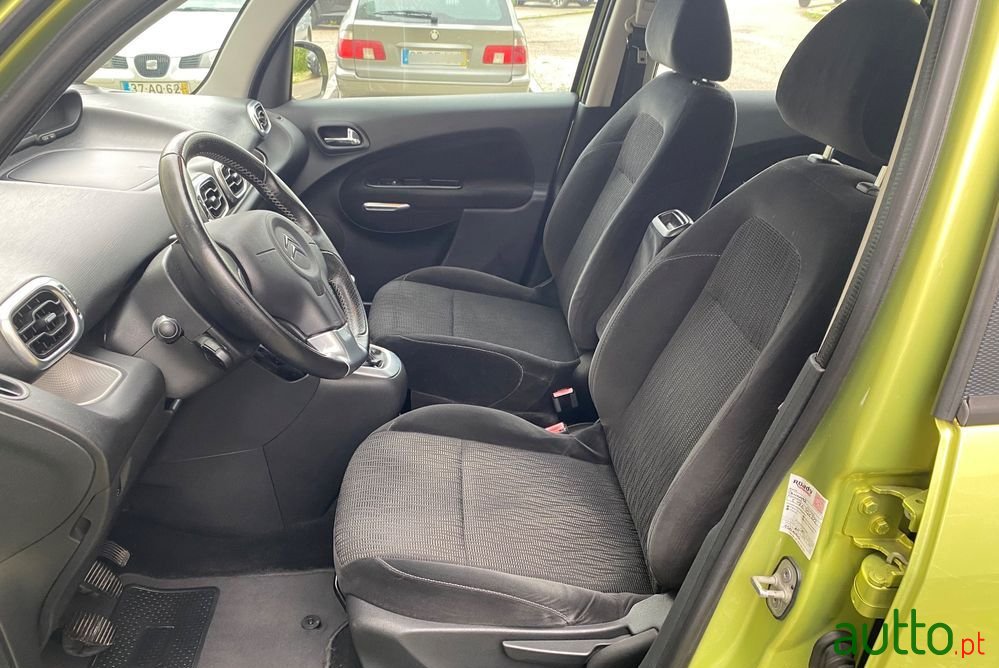 2009' Citroen C3 Picasso photo #4