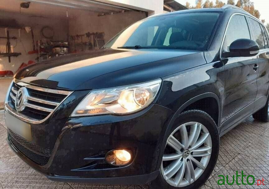 2010' Volkswagen photo #1