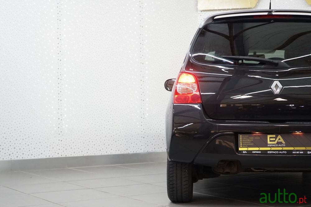 2011' Renault Twingo photo #6