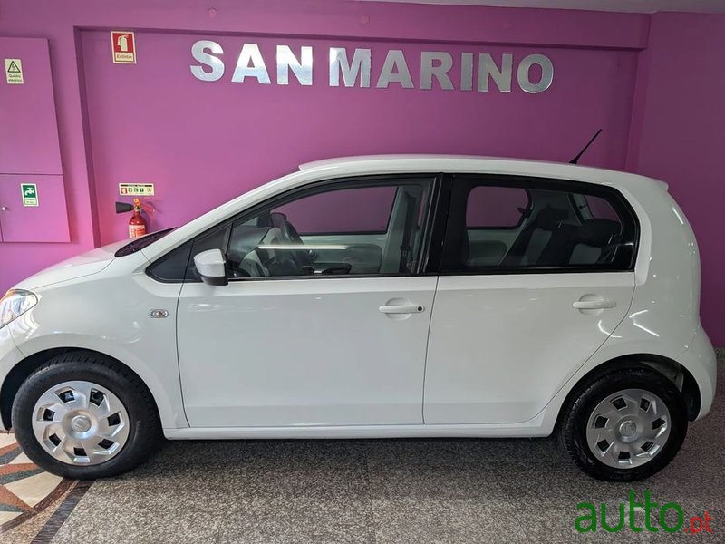 2014' SEAT Mii 1.0 Entry photo #2