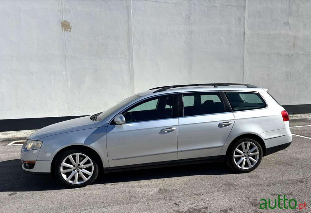 2008' Volkswagen Passat Variant photo #4