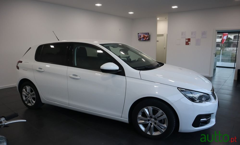 2018' Peugeot 308 photo #4