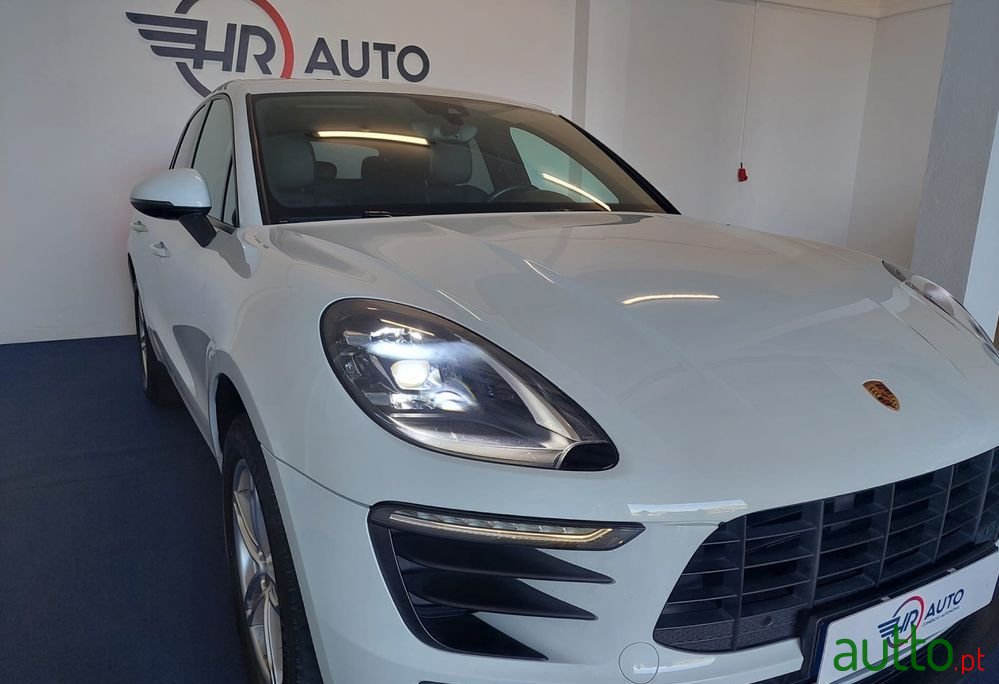 2016' Porsche Macan Pdk photo #3