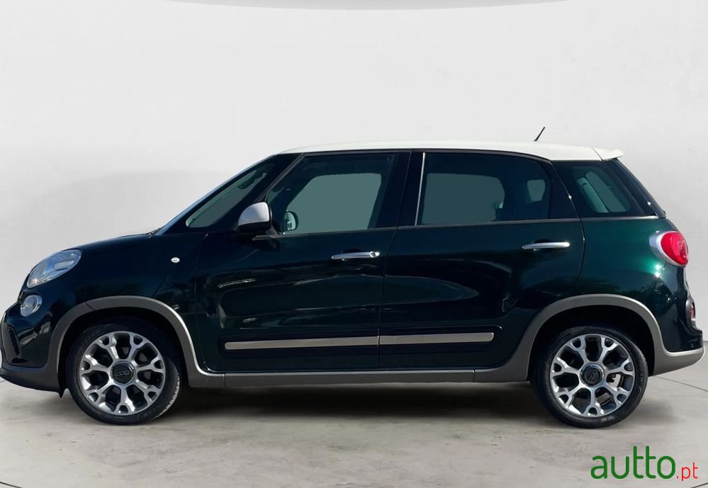 2015' Fiat 500L 1.6 Mj Trekking S&S photo #2