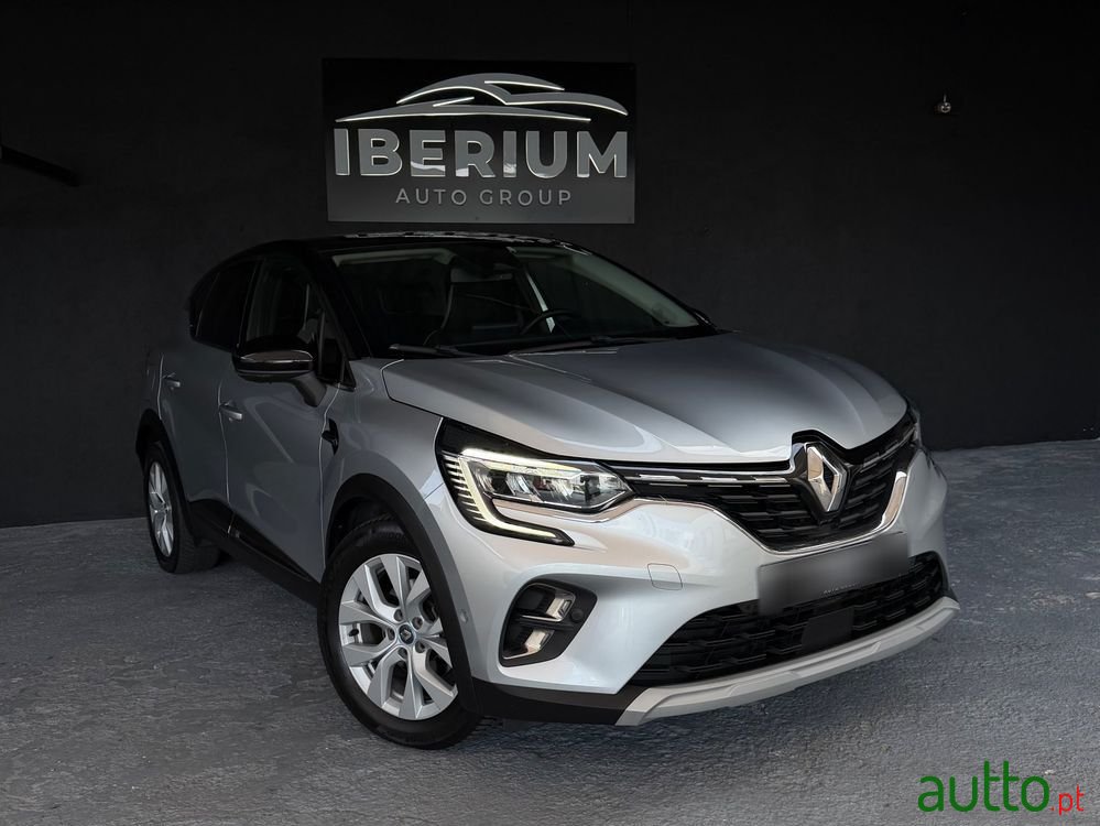 2021' Renault Captur photo #5
