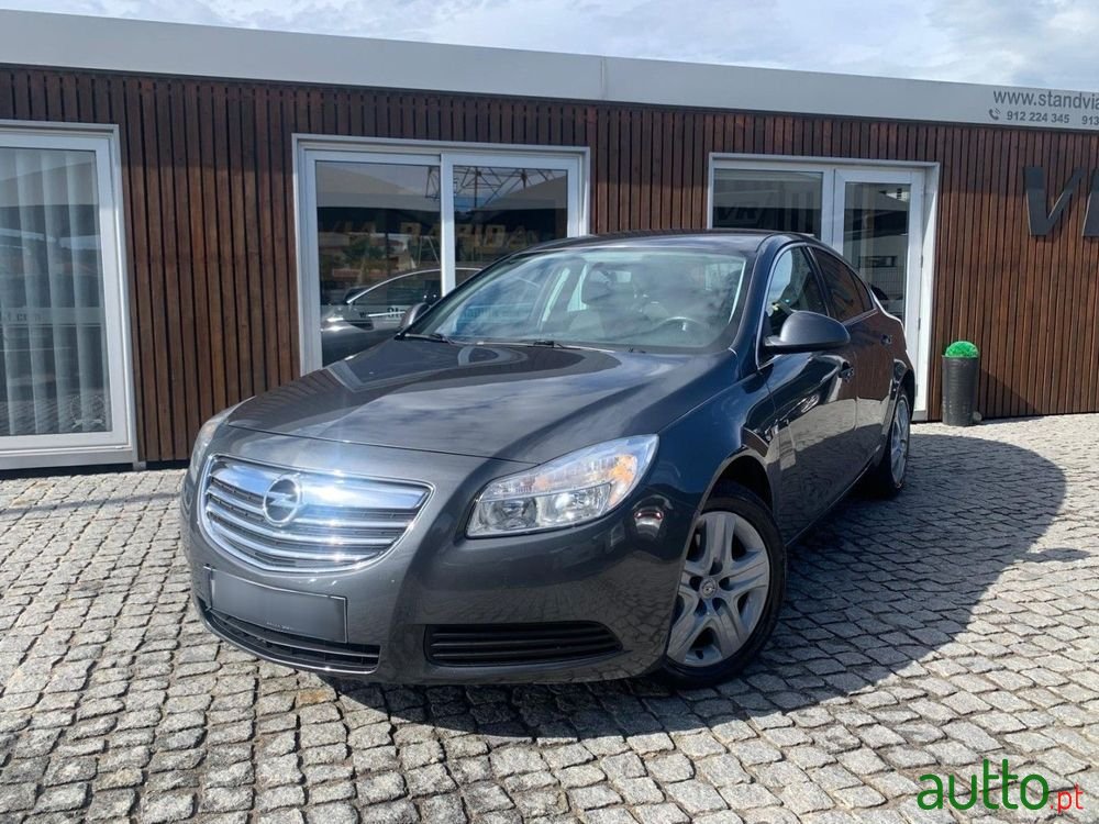 2009' Opel Insignia photo #1