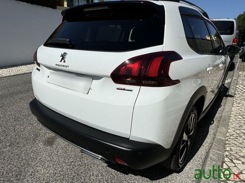 2017' Peugeot 2008 photo #6