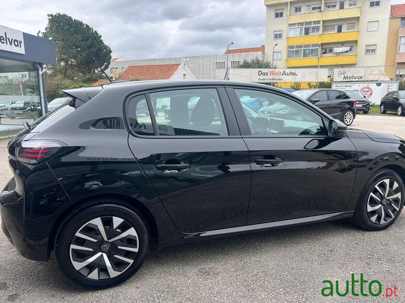 2024' Peugeot 208 photo #3