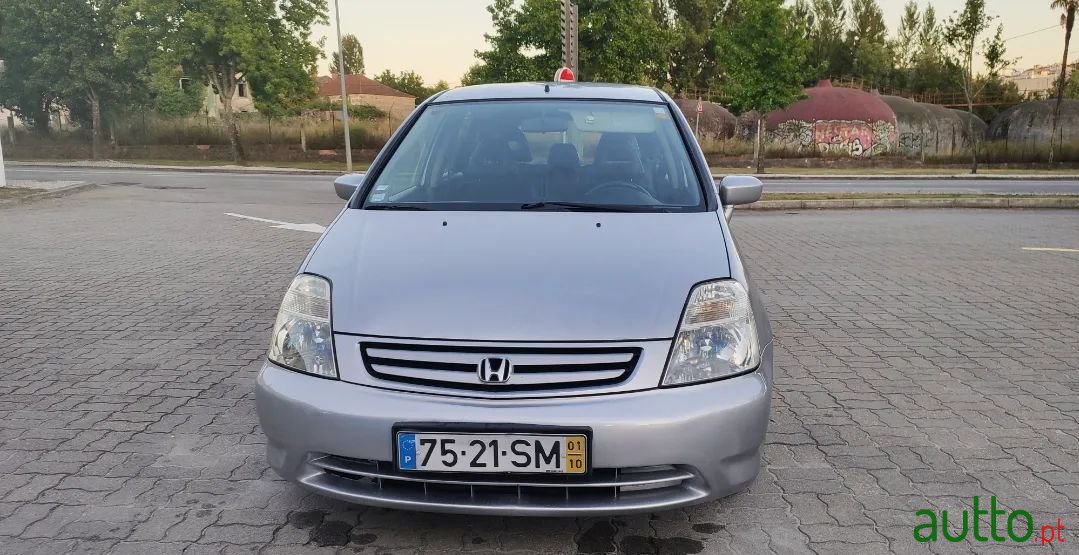 2001' Honda Stream photo #2