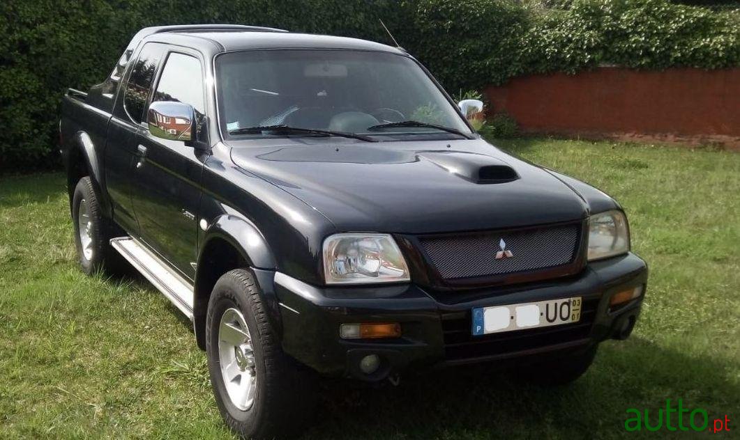 2003' Mitsubishi L200 Evolution Club Cab photo #2