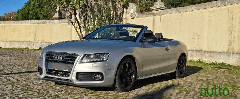 2011' Audi A5 2.0 Tfsi photo #1