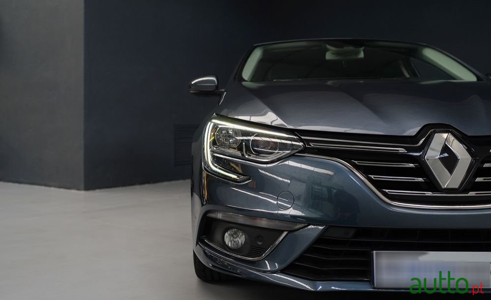 2017' Renault Megane 1.5 Dci Bose Edition photo #5