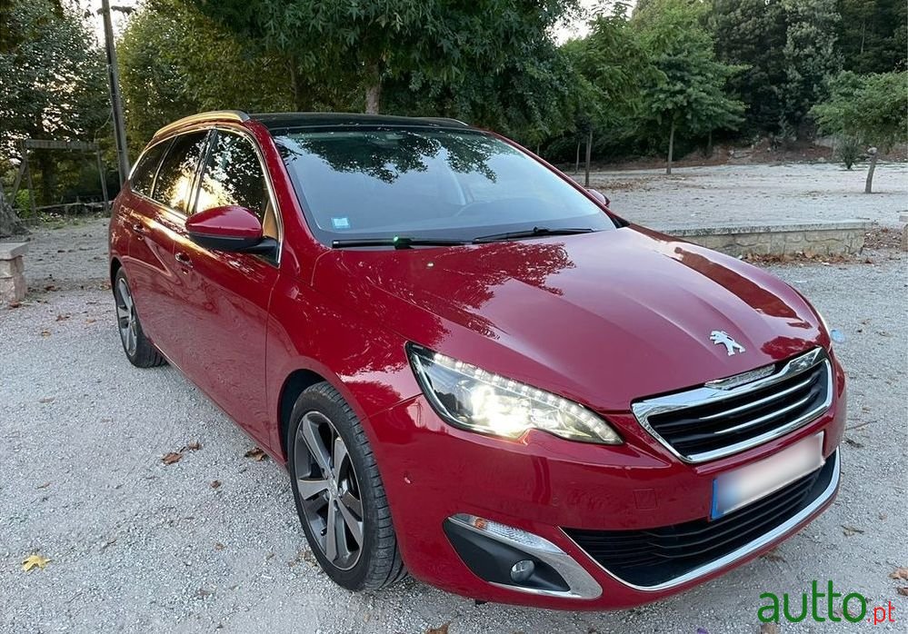 2014' Peugeot 308 Sw photo #2