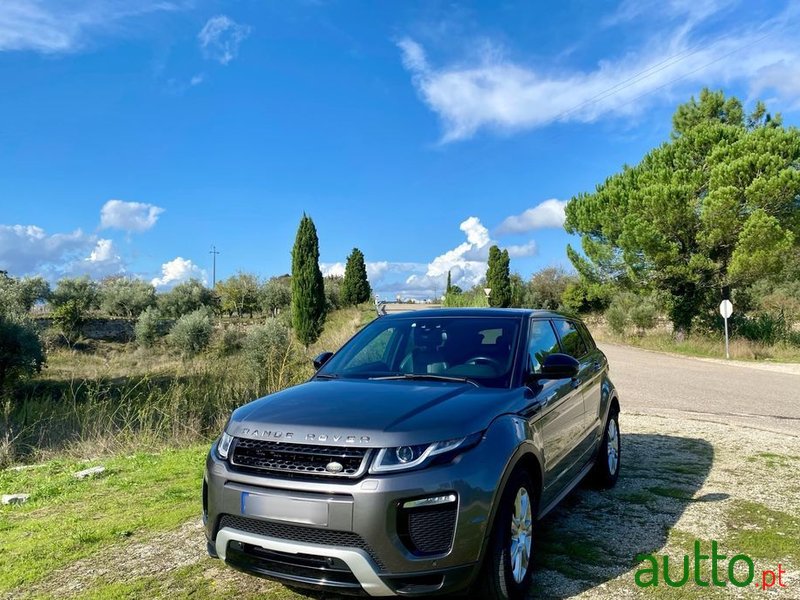 2017' Land Rover Range Rover Evoque photo #3