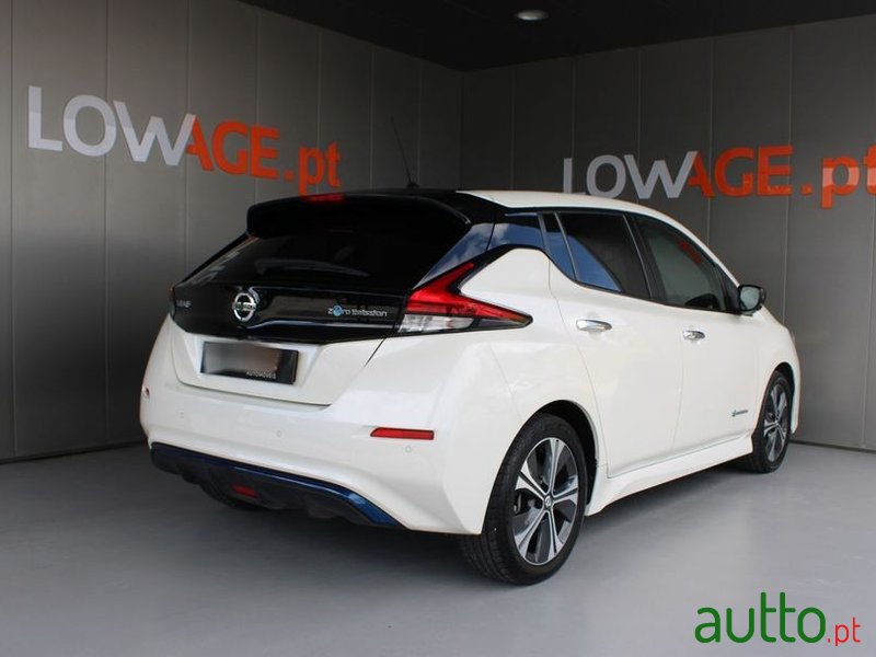 2021' Nissan Leaf Tekna photo #3