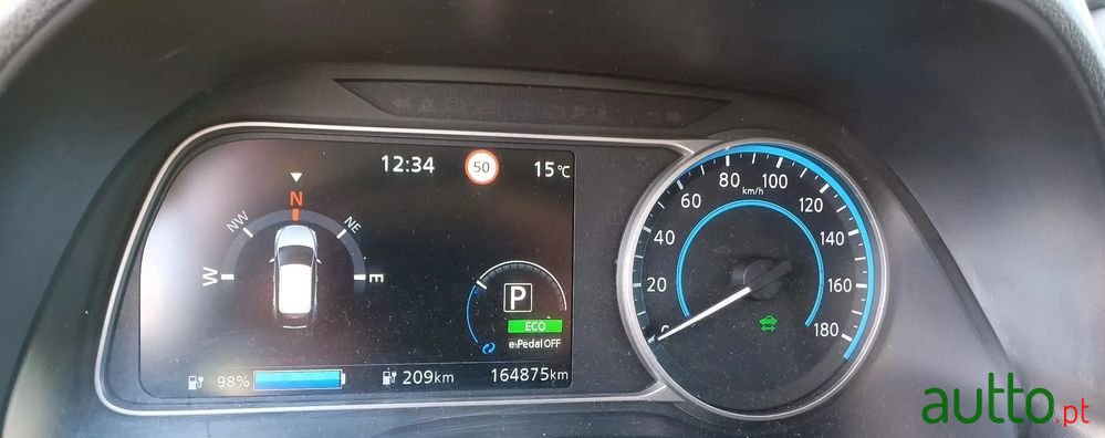 2020' Nissan Leaf Acenta photo #3