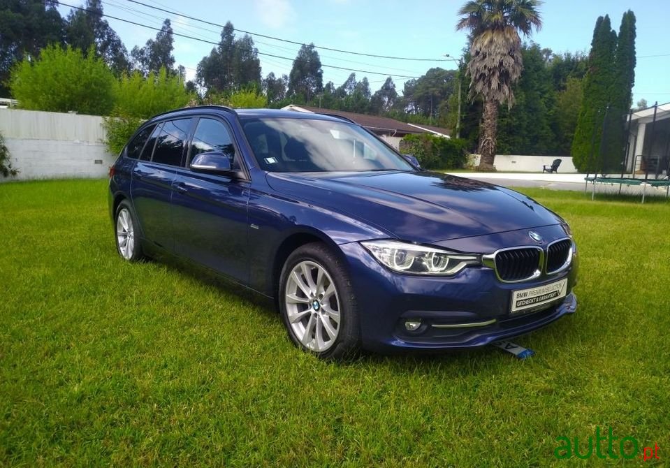 2018' BMW 320 Sport photo #2