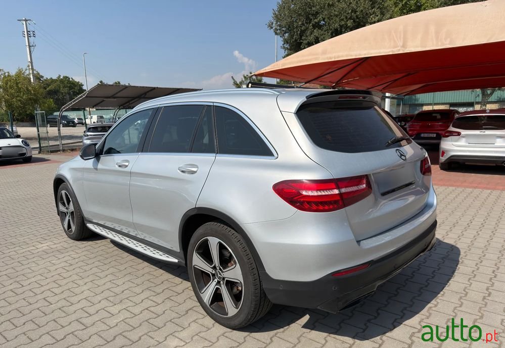 2016' Mercedes-Benz Classe Glc photo #3