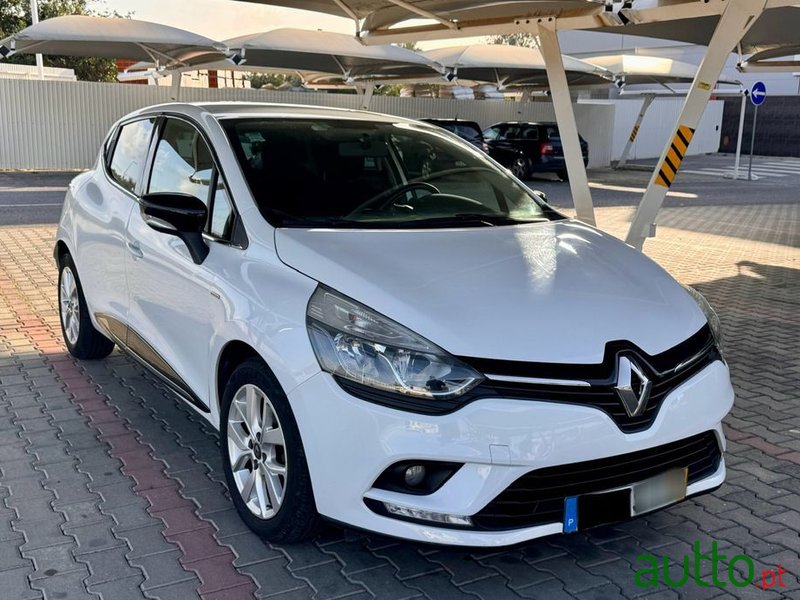 2019' Renault Clio 1.0 Tce Limited photo #1