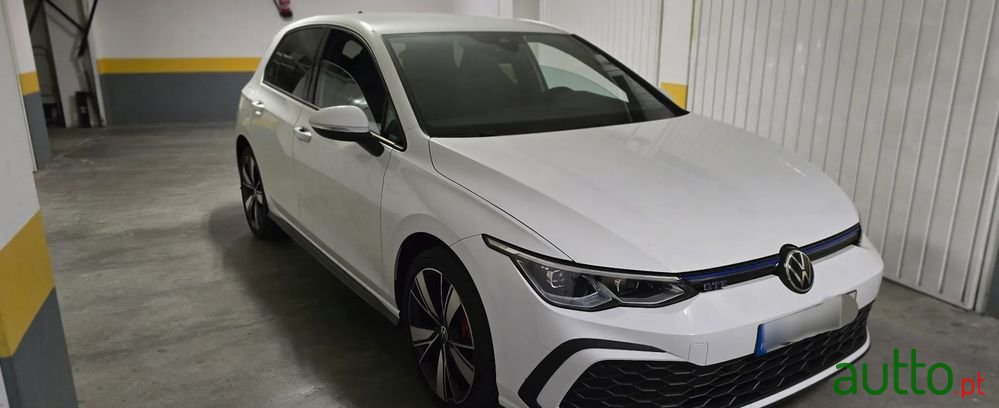 2021' Volkswagen Golf photo #2