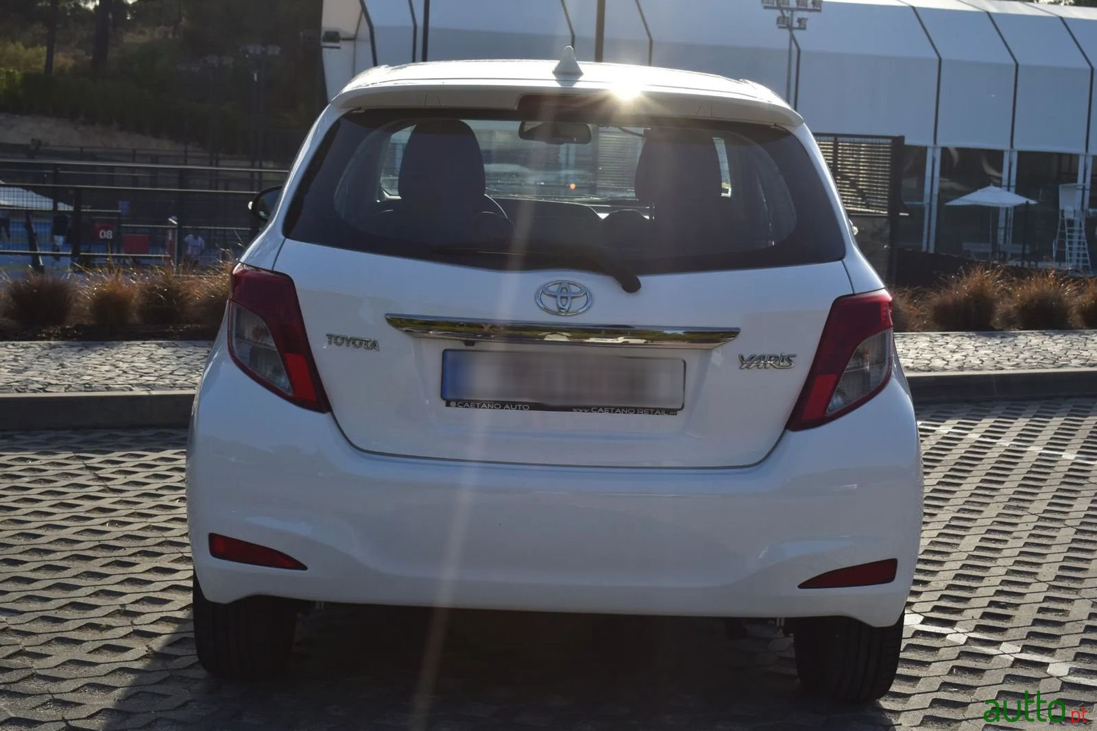 2014' Toyota Yaris photo #6