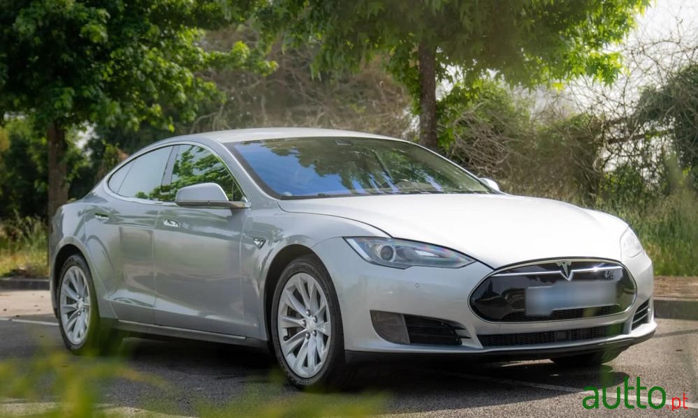 2016' Tesla Model S 70D Awd photo #3
