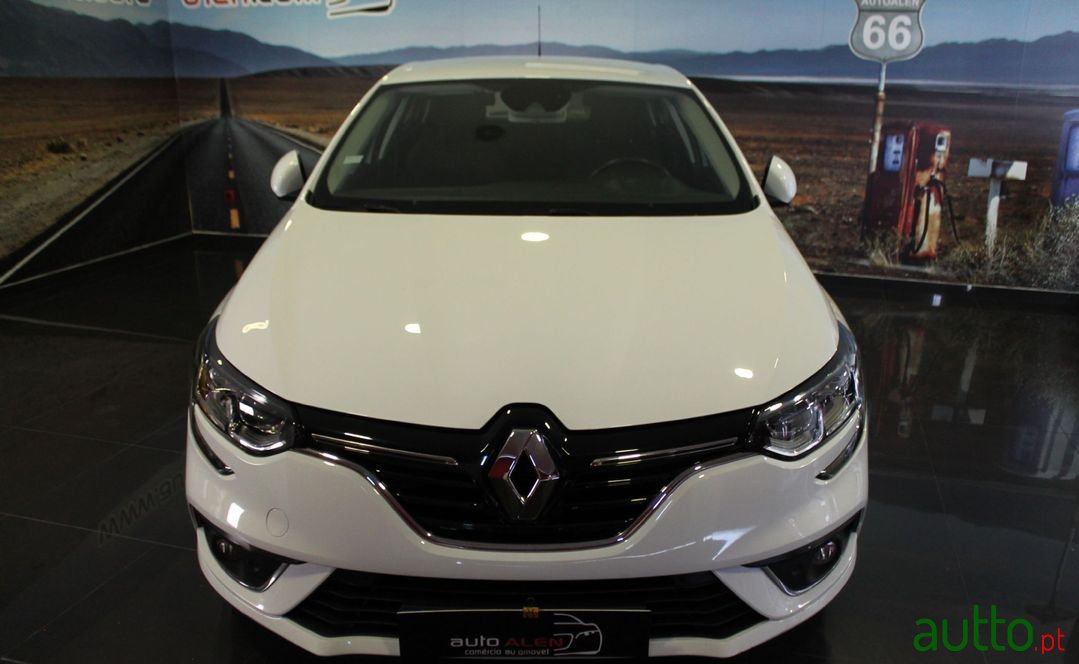 2018' Renault Megane photo #2