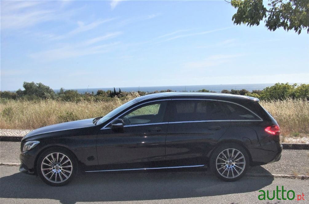 2015' Mercedes-Benz C-220 photo #4