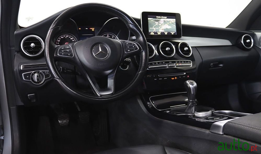 2016' Mercedes-Benz Classe C photo #5