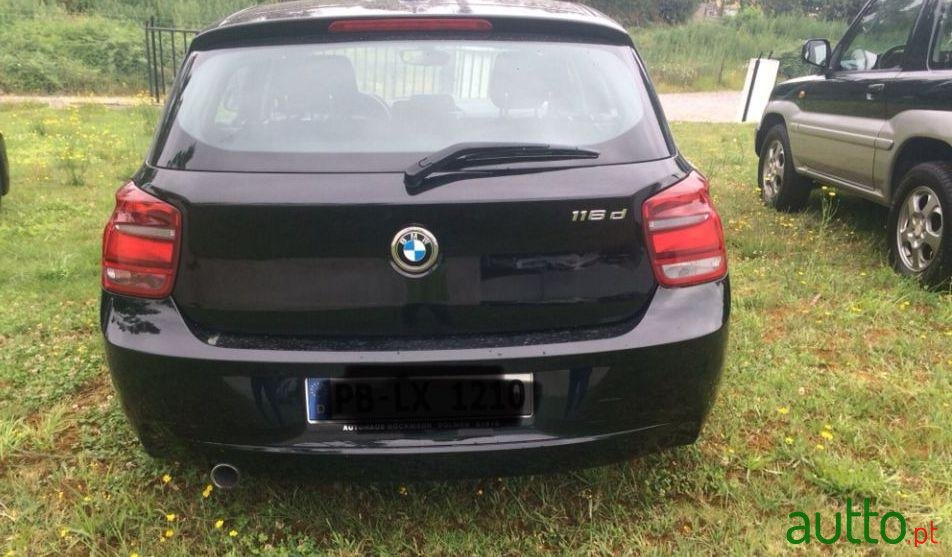 2012' BMW 116 116D photo #3