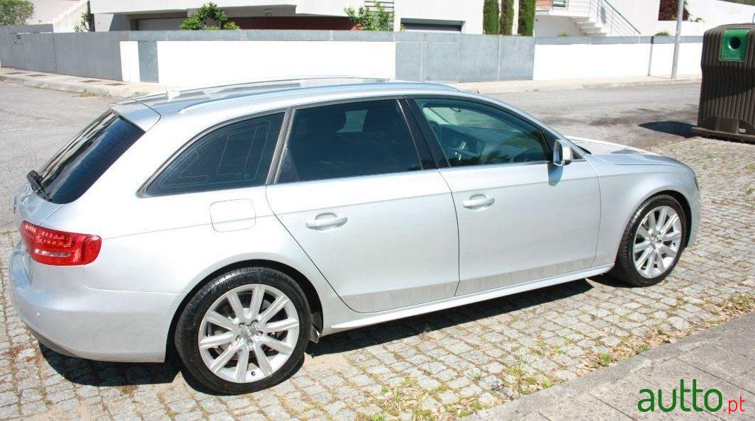 2009' Audi A4 Avant photo #3