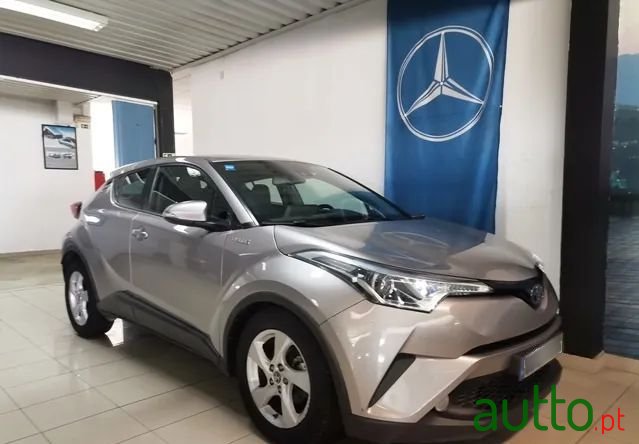 2019' Toyota C-HR photo #1