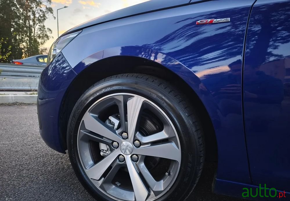 2019' Peugeot 308 Sw photo #6