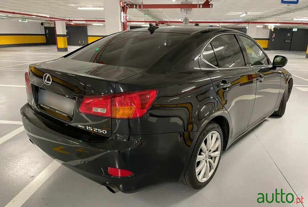 2009' Lexus IS 250 Luxury Line photo #1