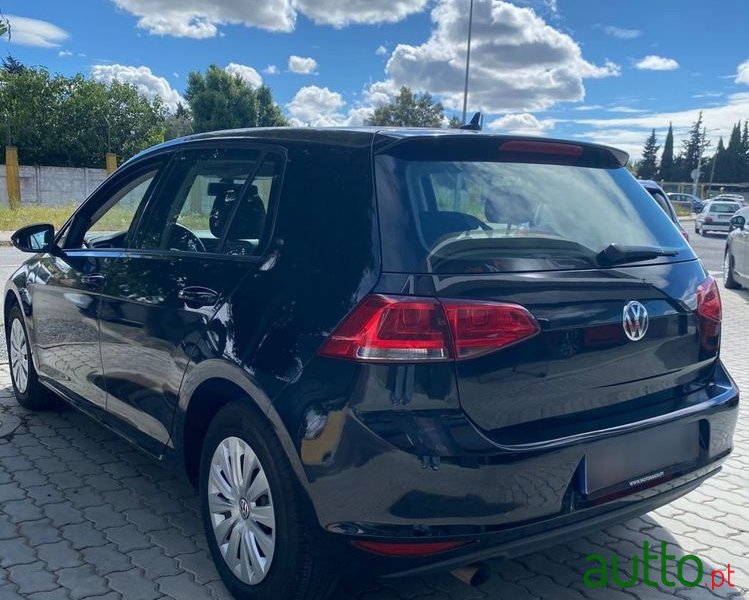 2014' Volkswagen Golf photo #3