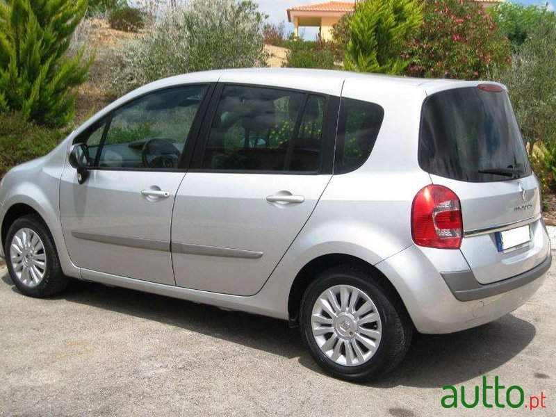 2012' Renault Modus 1.2 Dynamic (75Cv) photo #2